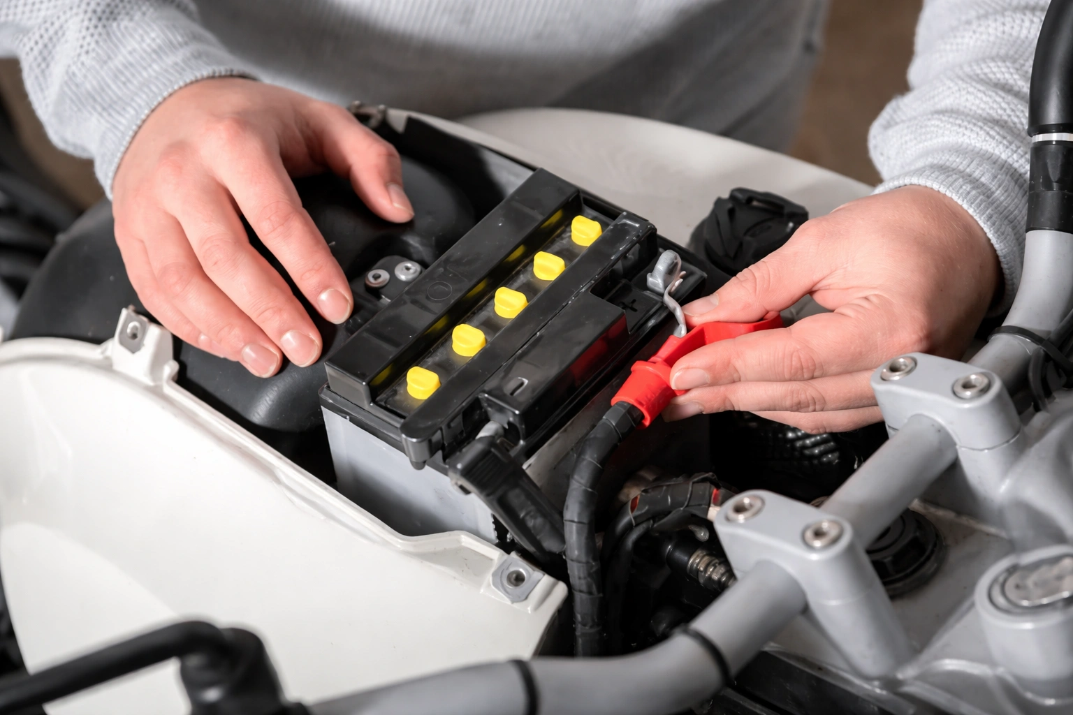 Car & Motorcycle Batteries